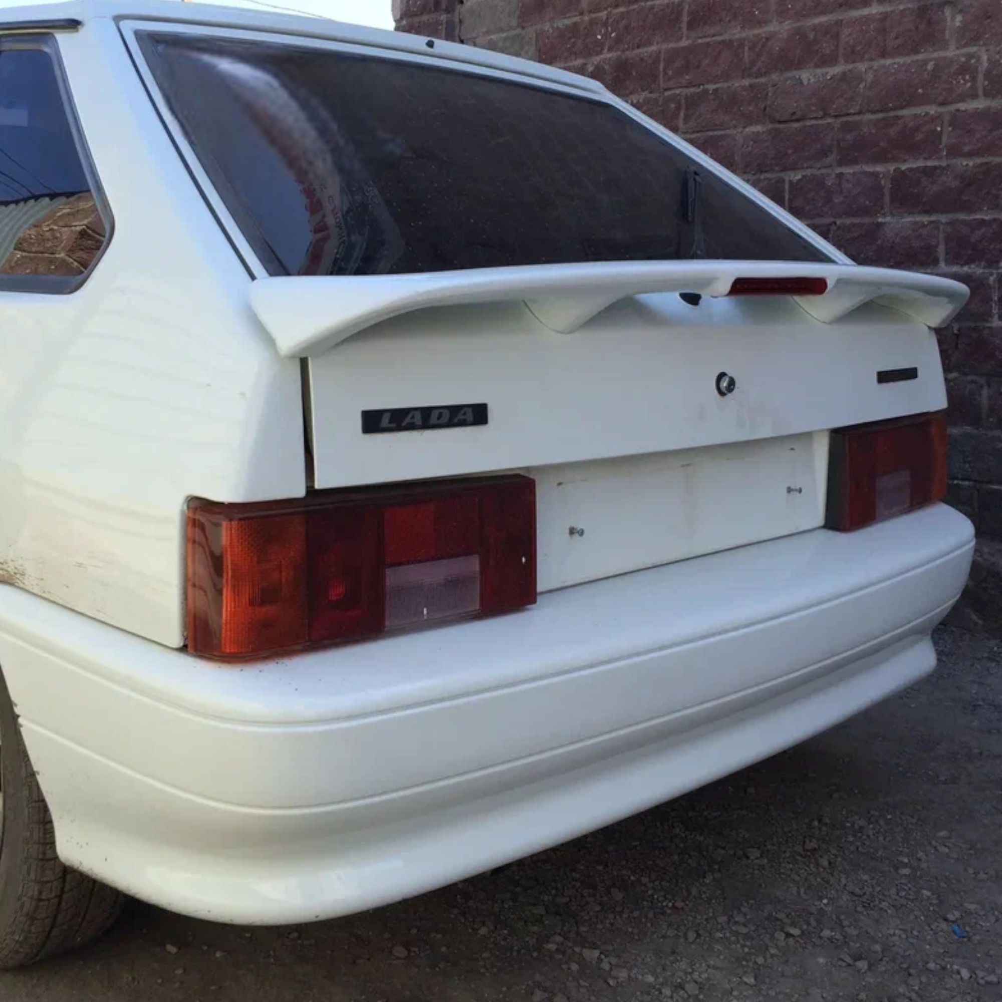 Spoiler na VAZ 2113 2114